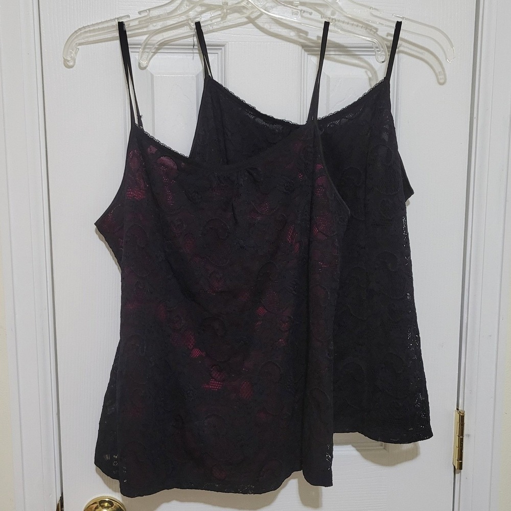 Express Lace Camisole Tops Set of 2 Black Magenta Size L Floral Layering Camis